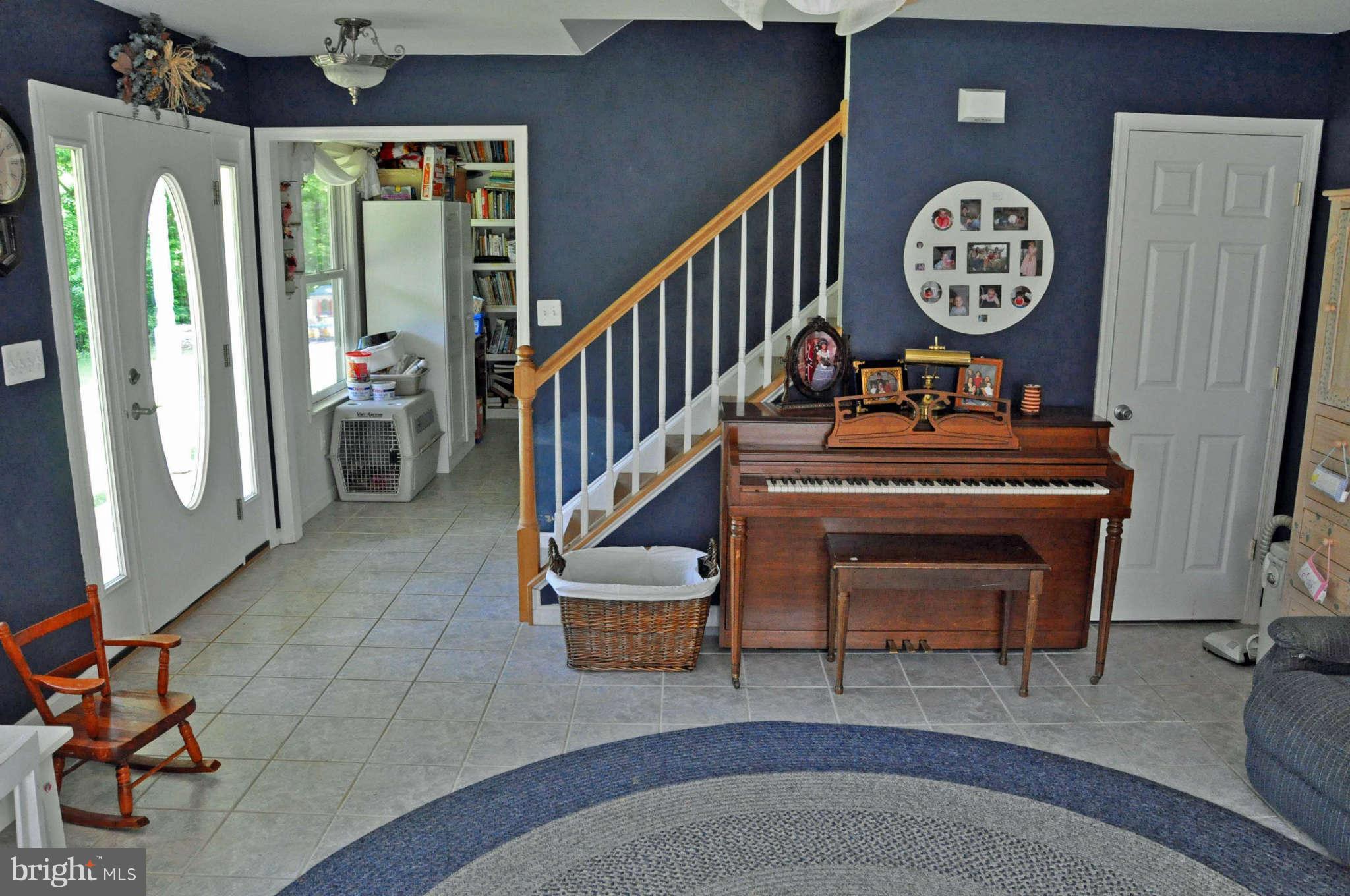 19025 Geeting Road Keedysville, MD 21756 - Photo 19 of 26 Foyer