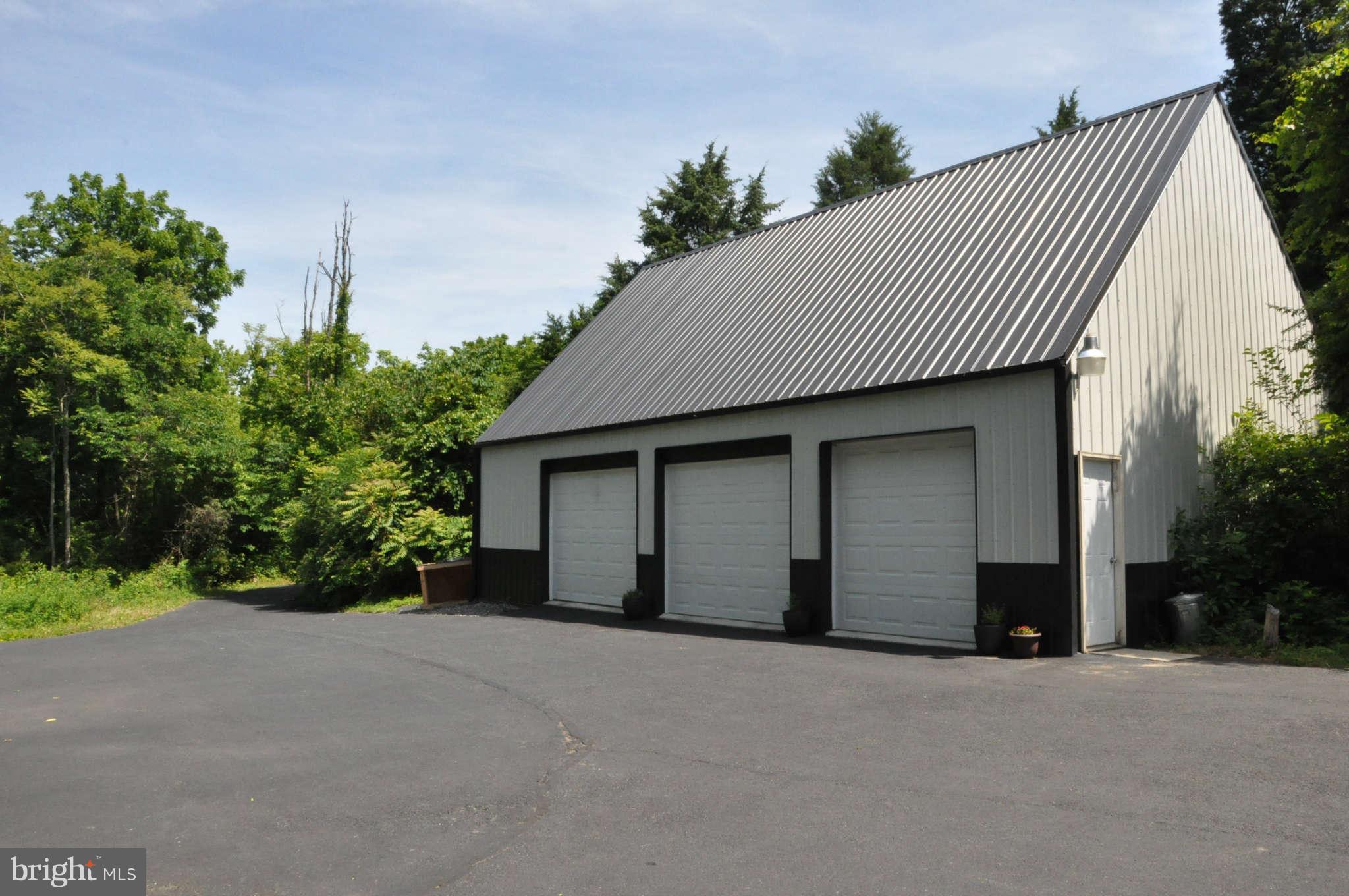 19025 Geeting Road Keedysville, MD 21756 - Photo 20 of 26 Huge 3 car detached garage w/ loft