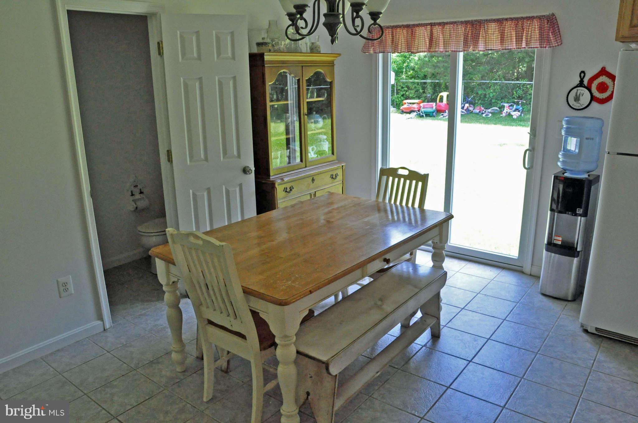 19025 Geeting Road Keedysville, MD 21756 - Photo 9 of 26 Eat in Kitchen