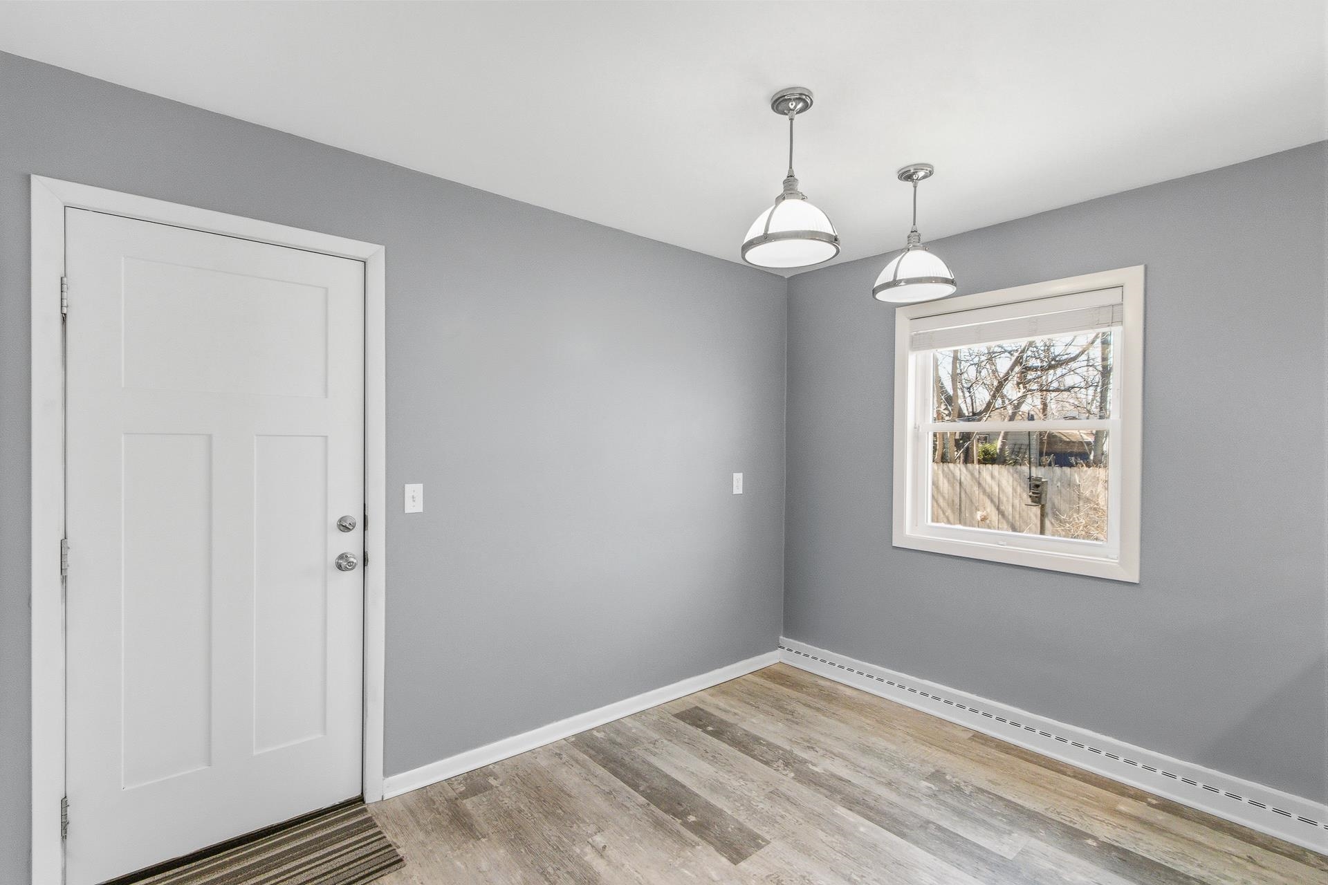 3701 Sargent Street Madison, WI 53714 - Photo 15 of 58