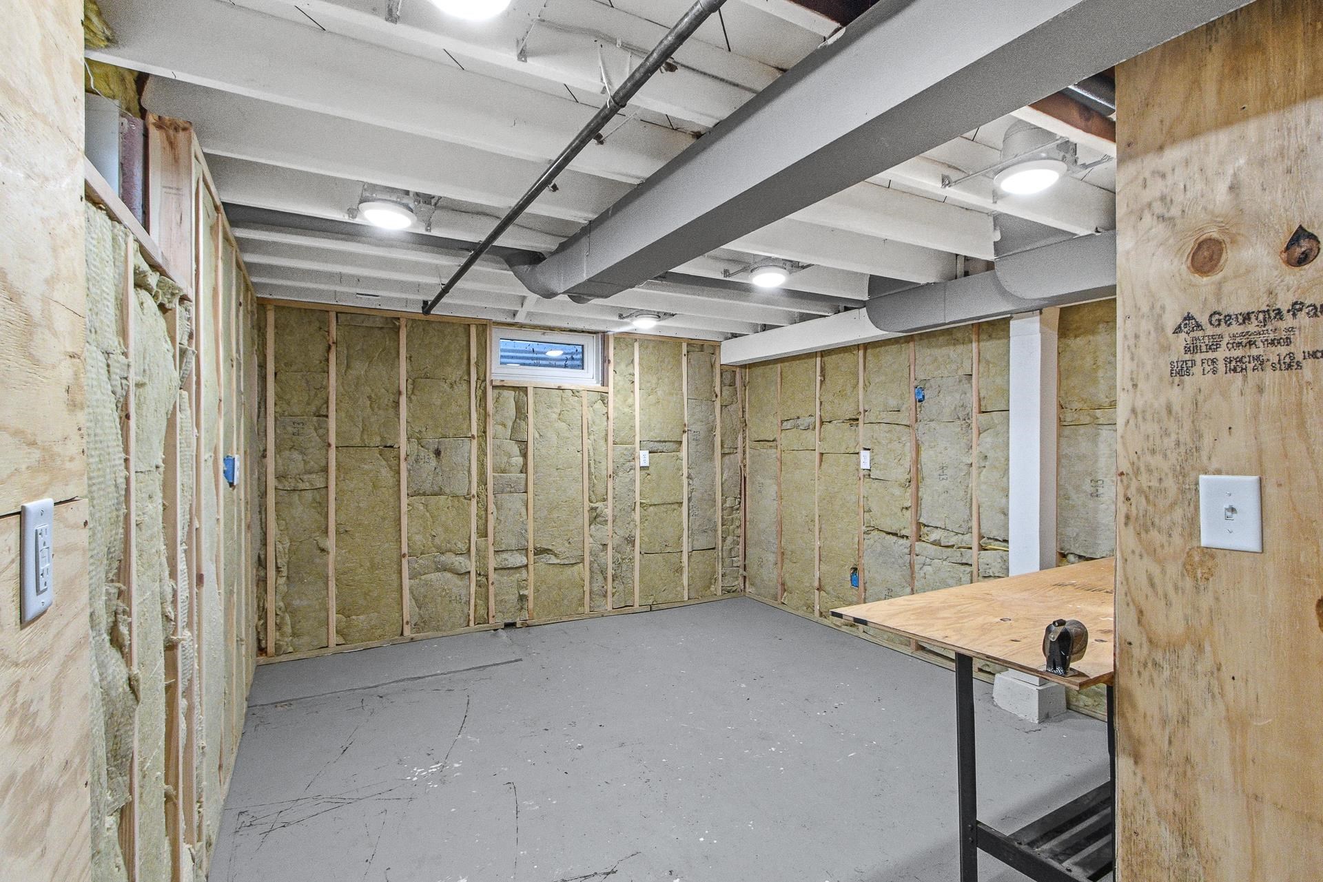 3701 Sargent Street Madison, WI 53714 - Photo 41 of 58