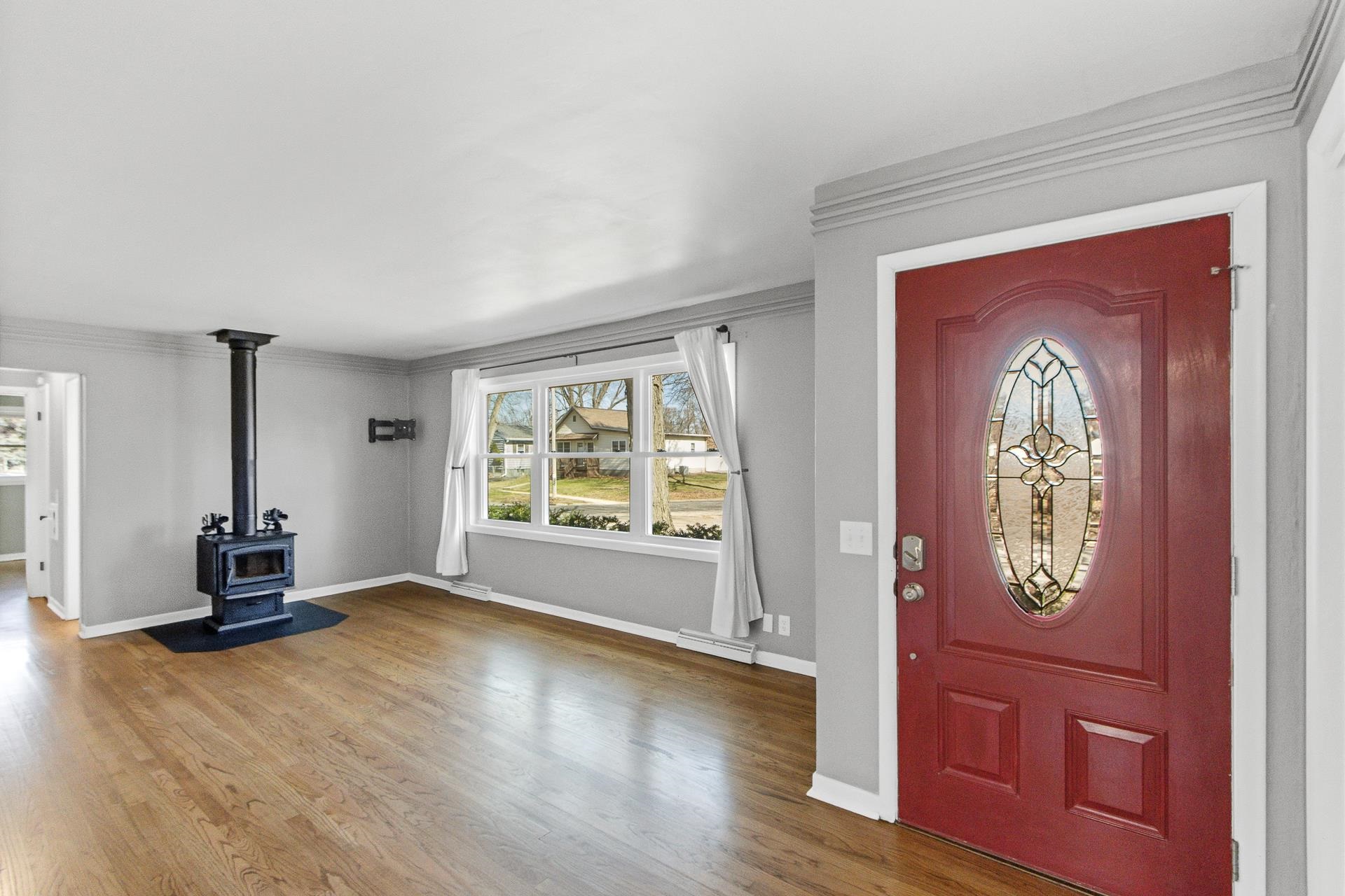 3701 Sargent Street Madison, WI 53714 - Photo 7 of 58