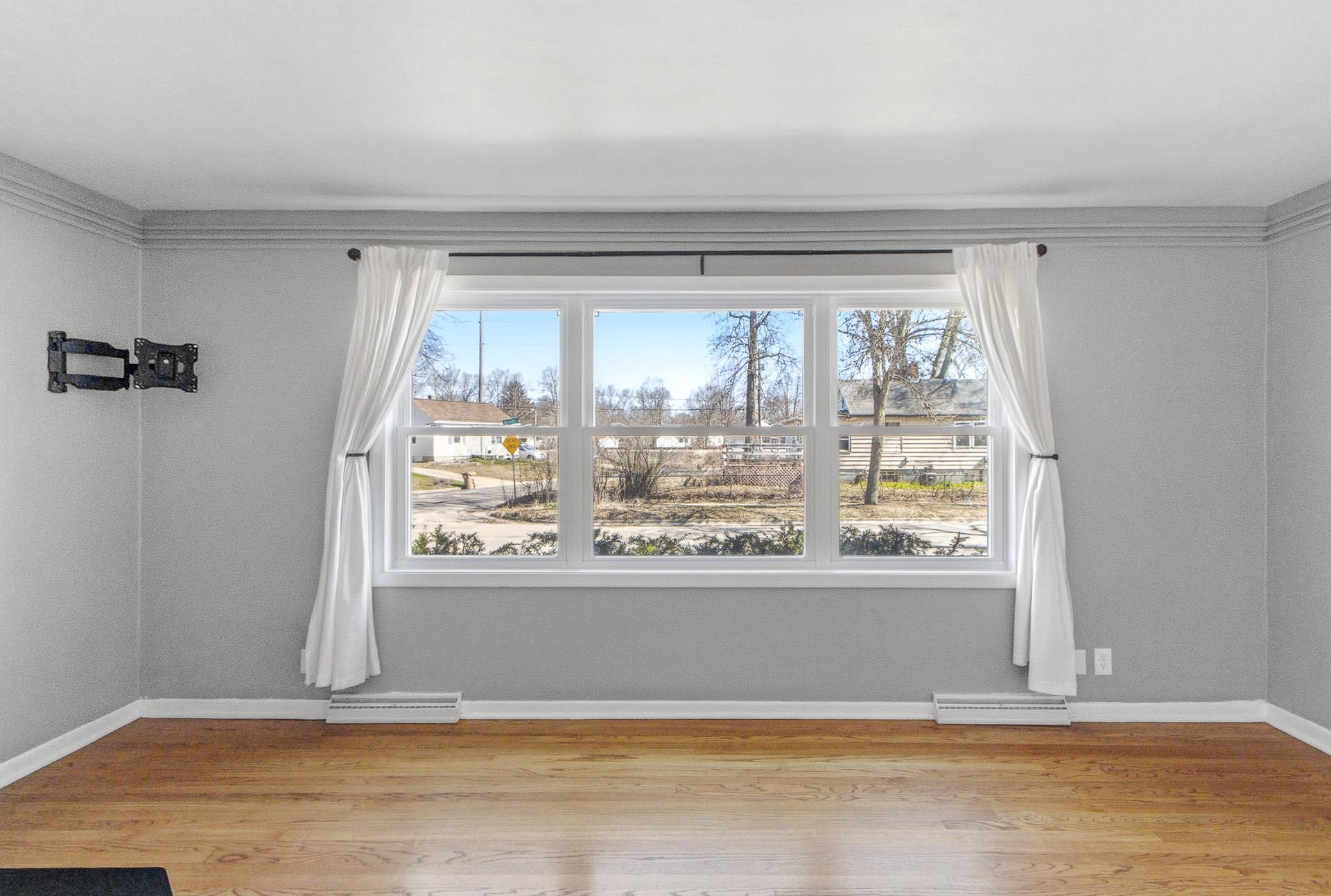 3701 Sargent Street Madison, WI 53714 - Photo 9 of 58