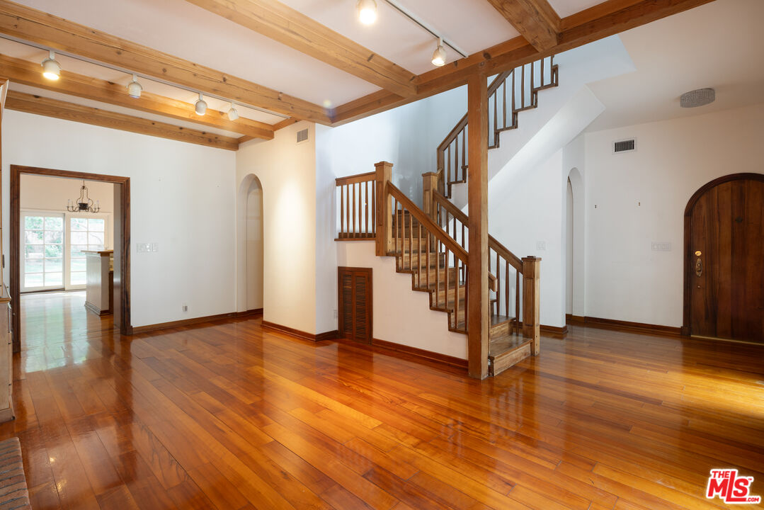 200 Mabery Road Santa Monica, CA 90402 - Photo 3 of 18 a view of an entryway with wooden floor