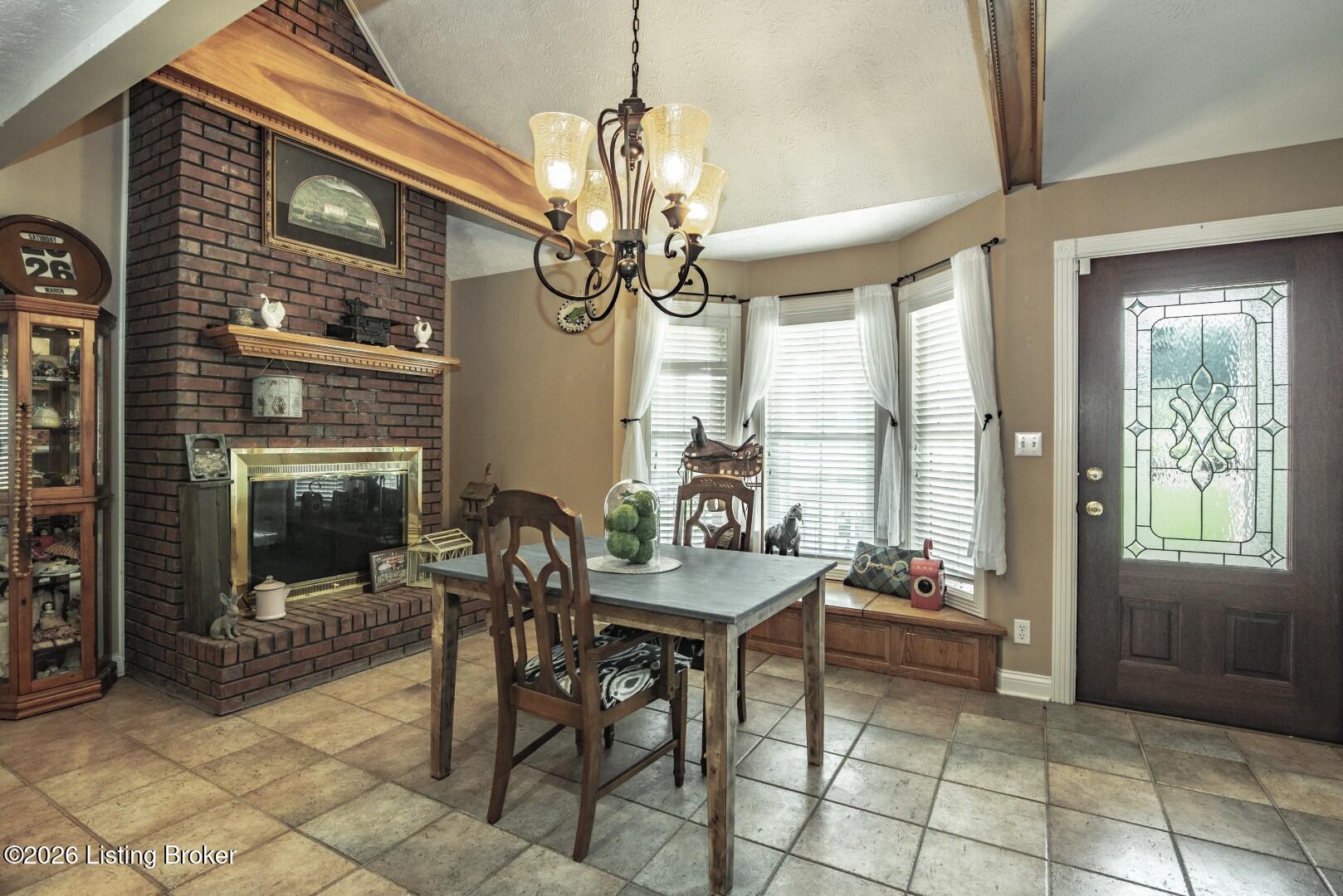 550-572 Dog Creek Road Cub Run, KY 42729 - Photo 14 of 60 Dog Creek Rd Eat in Area fireplace-46
