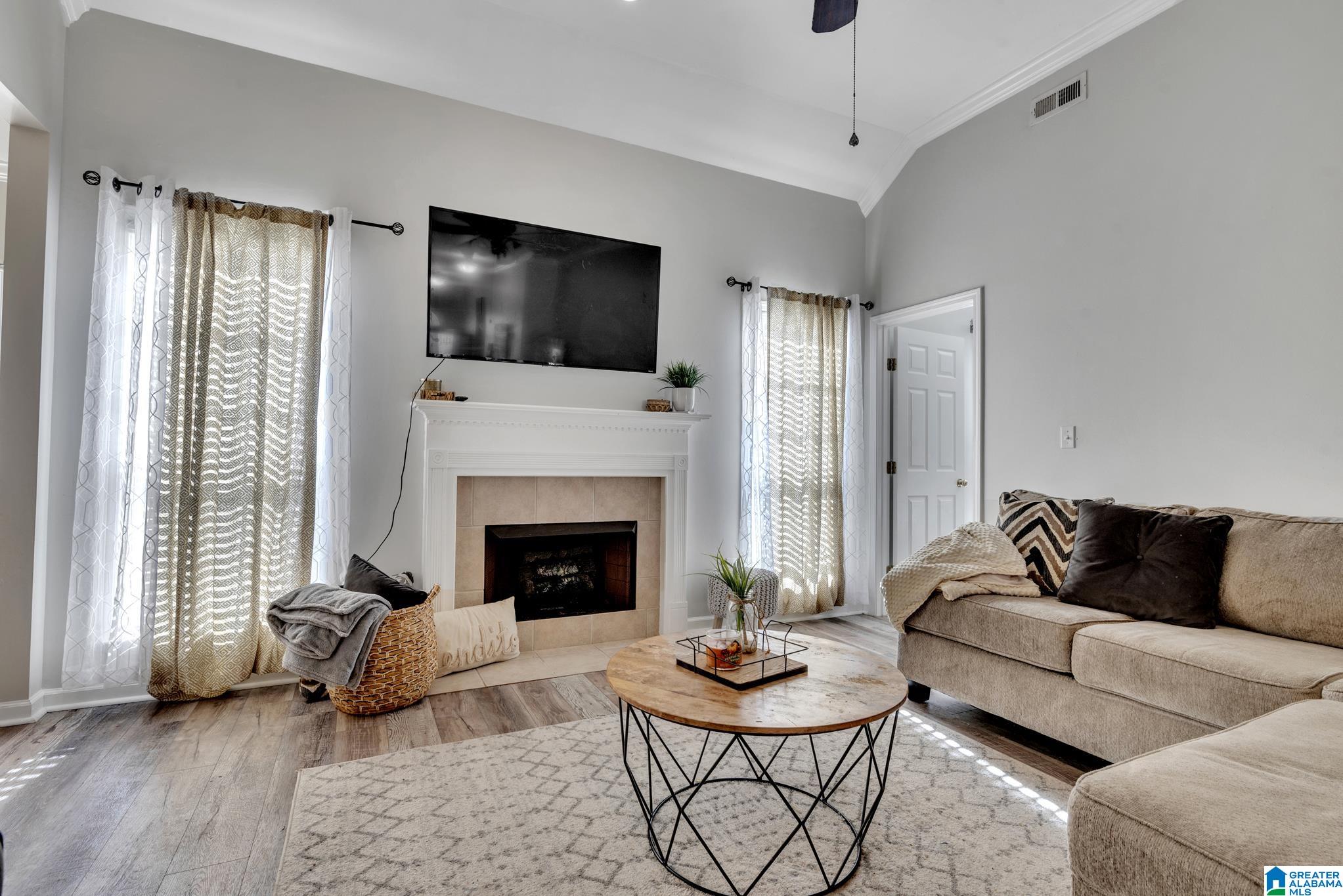 241 Springdale Drive Mount Olive, AL 35117 - Photo 4 of 24
