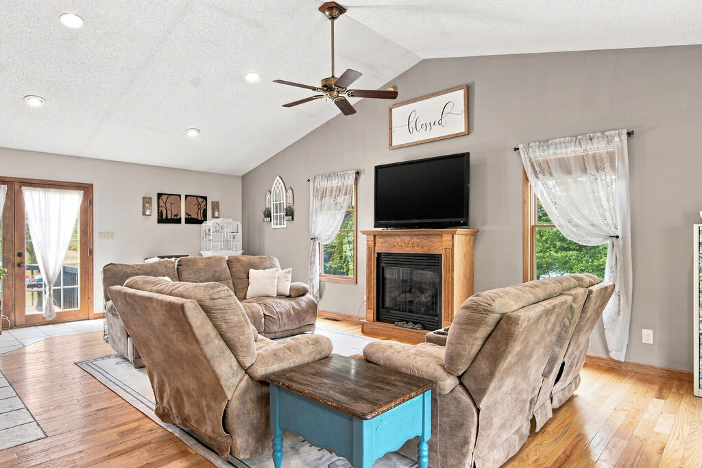 206 Locust Hill Road Max Meadows, VA 24360 - Photo 28 of 60 Gallery Image 28