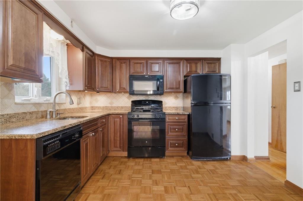 1318 Cathell Road Pittsburgh, PA 15236 - Photo 13 of 35 Gallery Image 13