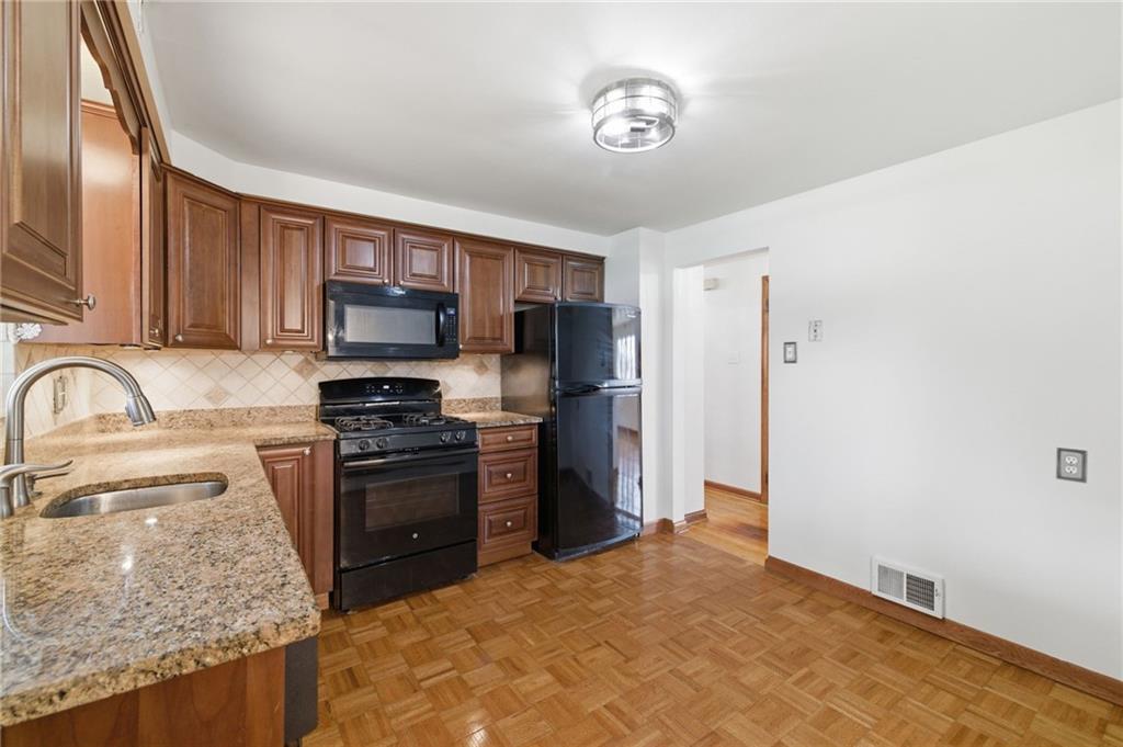 1318 Cathell Road Pittsburgh, PA 15236 - Photo 14 of 35 Gallery Image 14