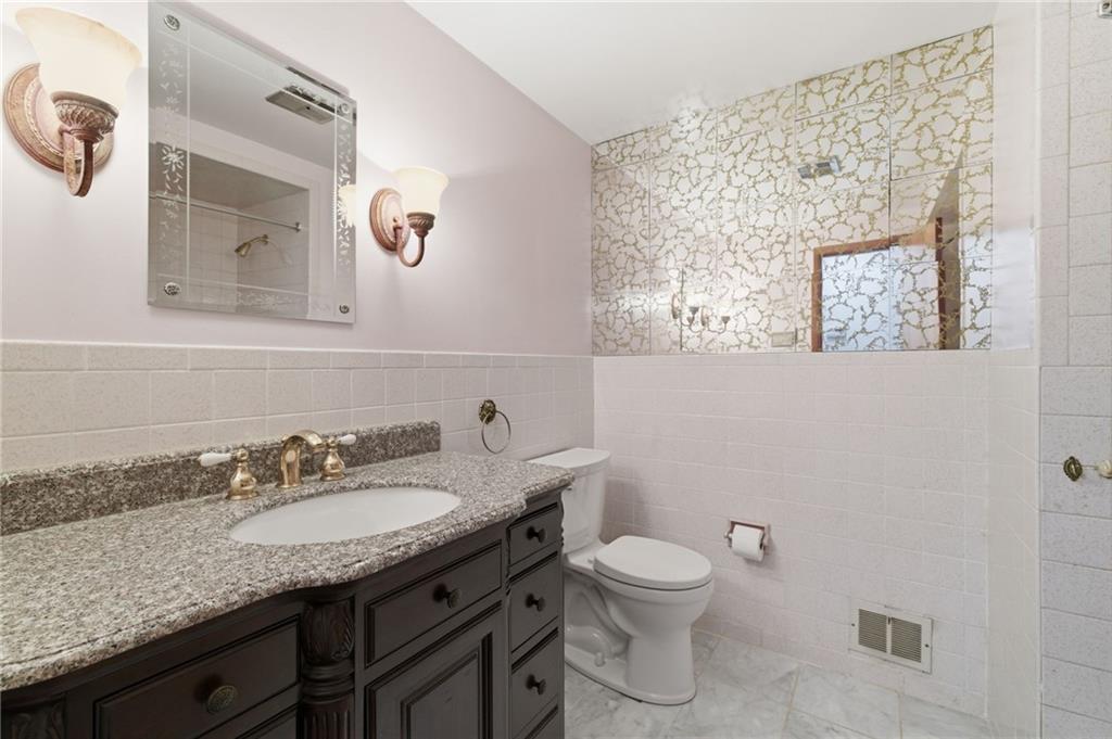 1318 Cathell Road Pittsburgh, PA 15236 - Photo 19 of 35 Gallery Image 19