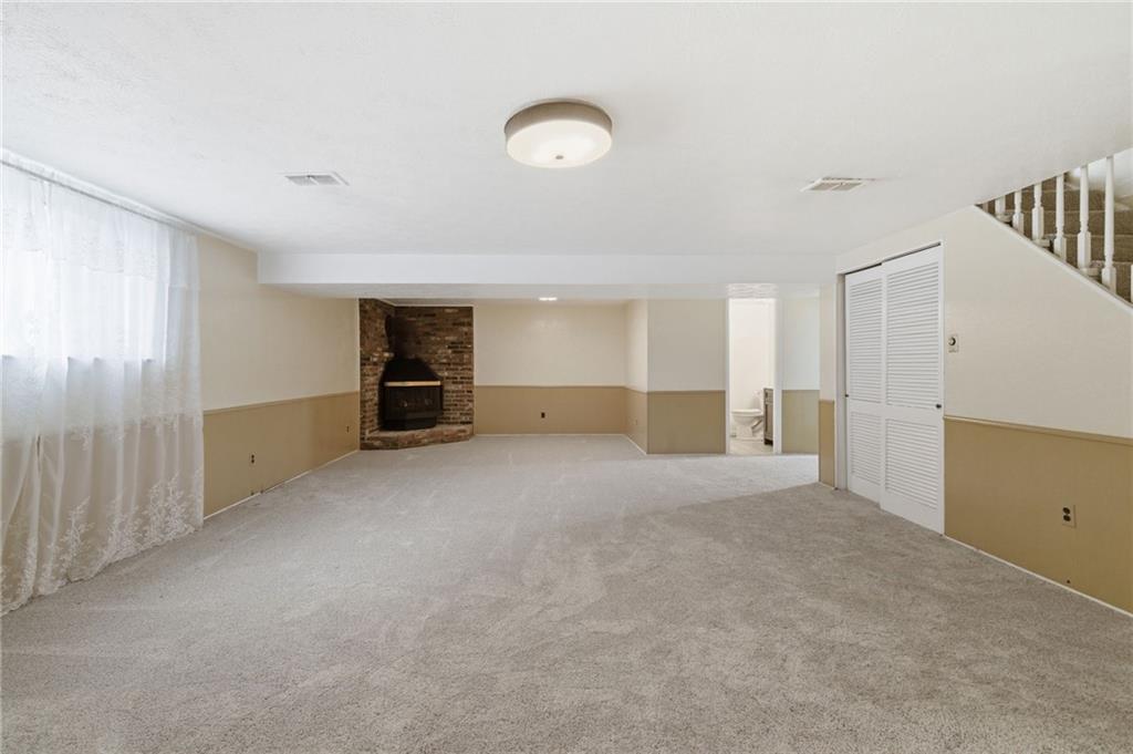 1318 Cathell Road Pittsburgh, PA 15236 - Photo 26 of 35 Gallery Image 26
