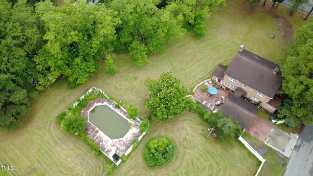 $275,000 | 301 Harris Avenue, Raeford, NC 28376