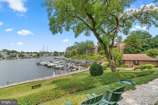 $3,000 | 2 President Point Drive, Unit A3, Annapolis, MD 21403