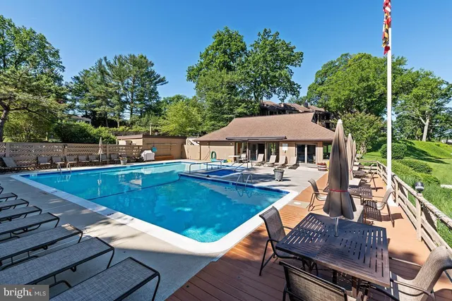 $3,000 | 2 President Point Drive, Unit A3, Annapolis, MD 21403