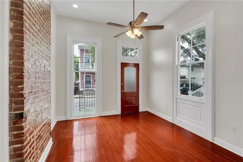 $2,800 | 2512 Laurel Street, New Orleans, LA 70130
