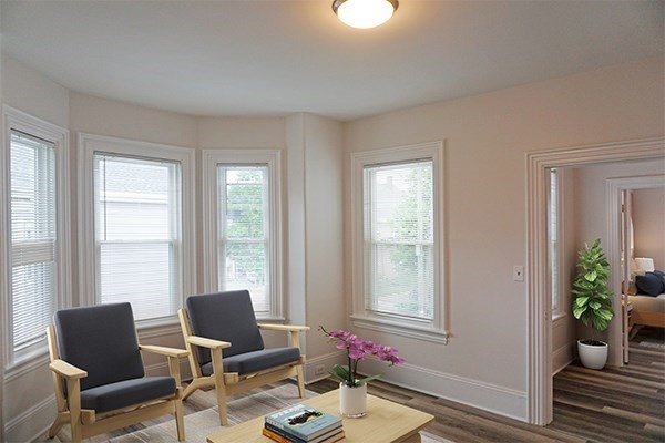 23 Maple Street, Unit 2F Waltham, MA 02453 - Photo 3 of 10