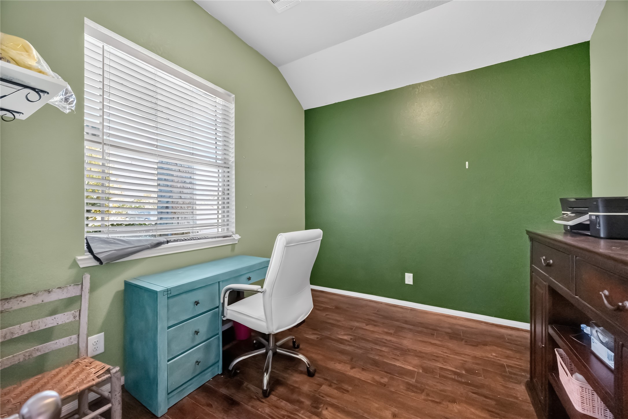 4191 Waukegan Road Conroe, TX 77306 - Photo 15 of 27 Gallery Image 15