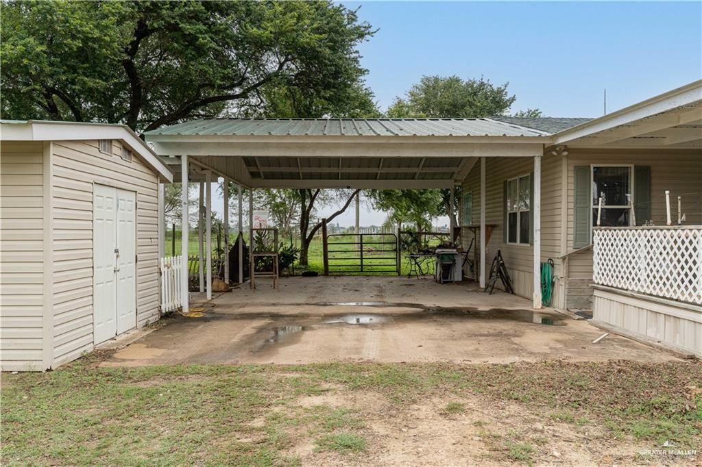 14735 North Trosper Road Mission, TX 78573 - Photo 4 of 34
