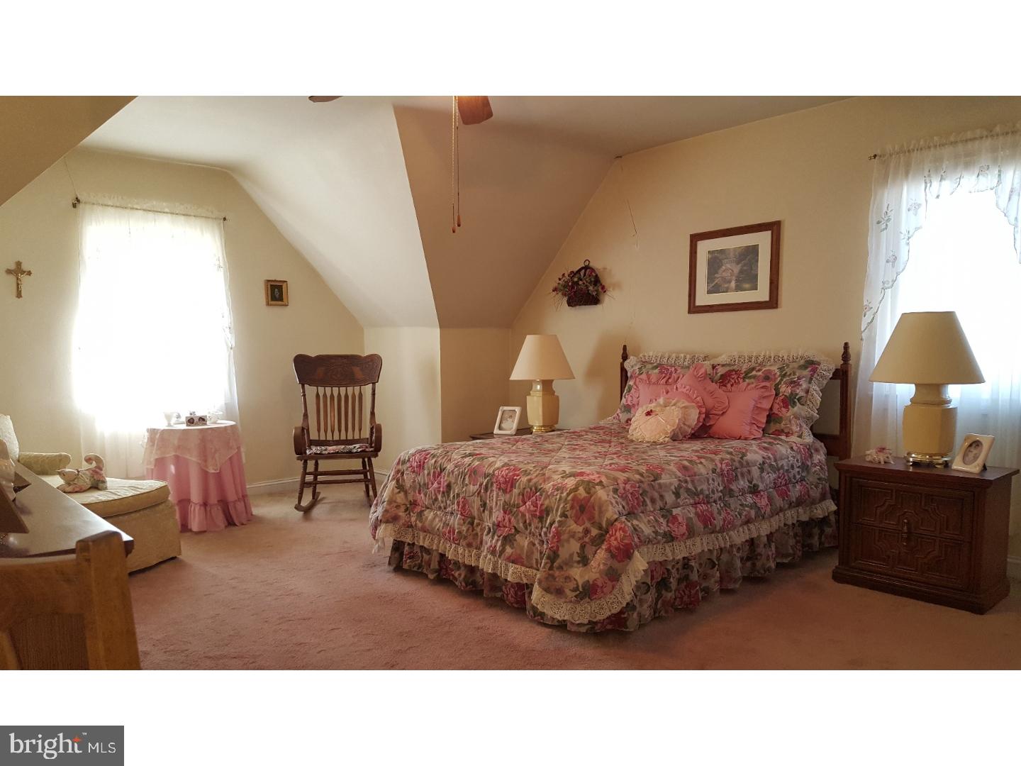 960 Edgewood Drive Springfield, PA 19064 - Photo 9 of 13 Gallery Image 9