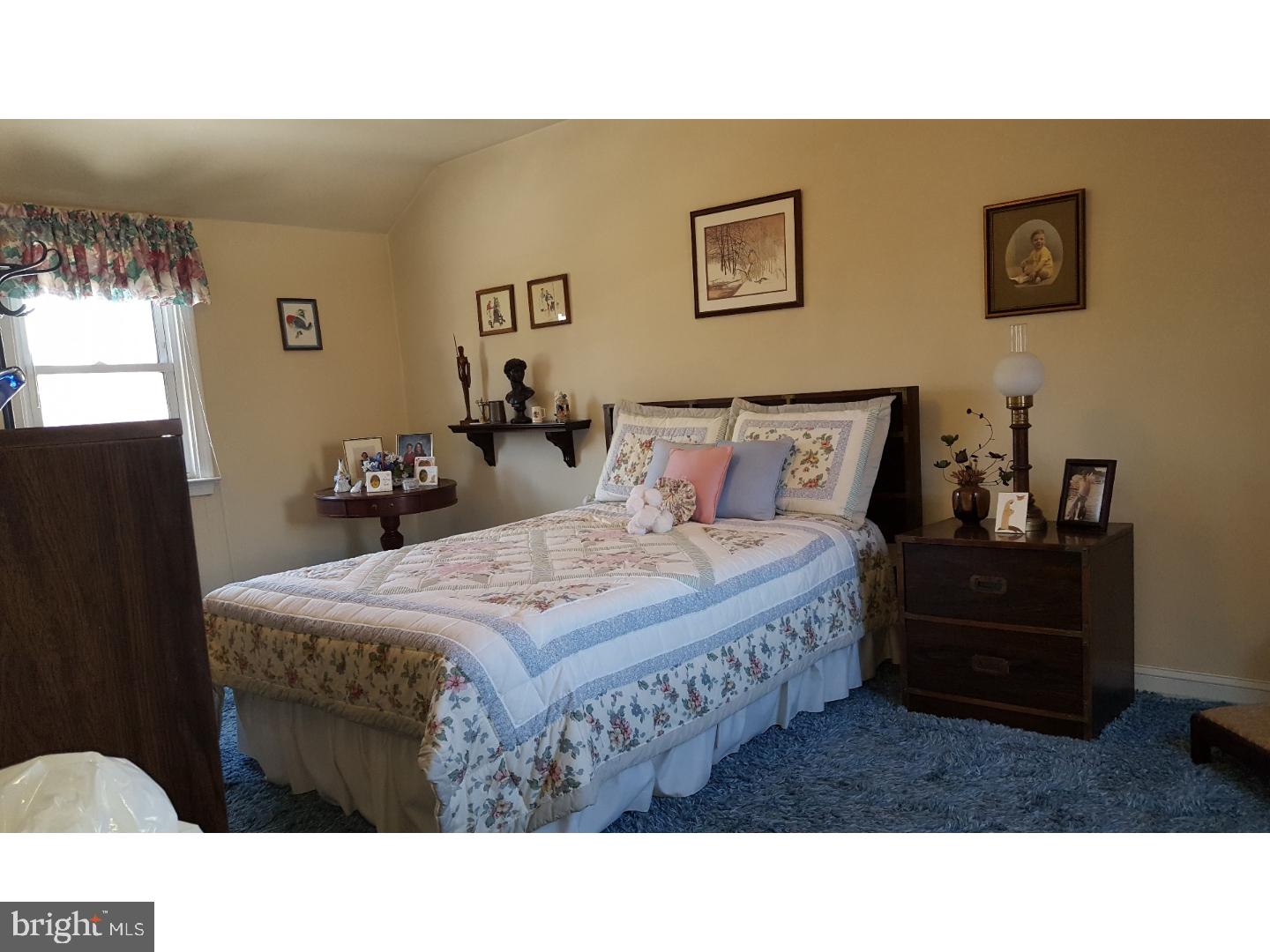 960 Edgewood Drive Springfield, PA 19064 - Photo 10 of 13 Gallery Image 10