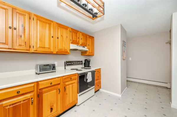 $379,000 | 11 H Seasons At Attitash Road, Unit H, Bartlett, NH 03860