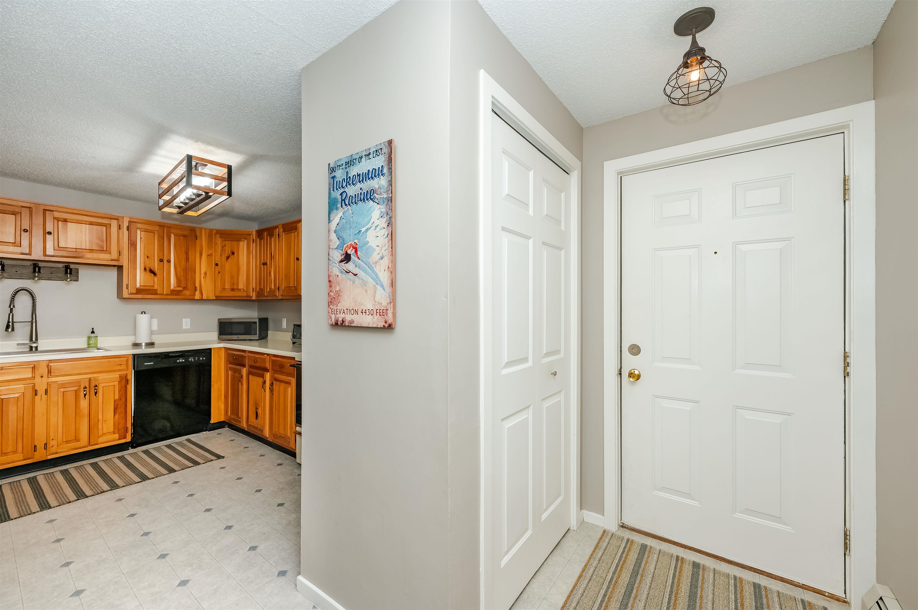 11 H Seasons At Attitash Road, Unit H Bartlett, NH 03860 - Photo 15 of 36