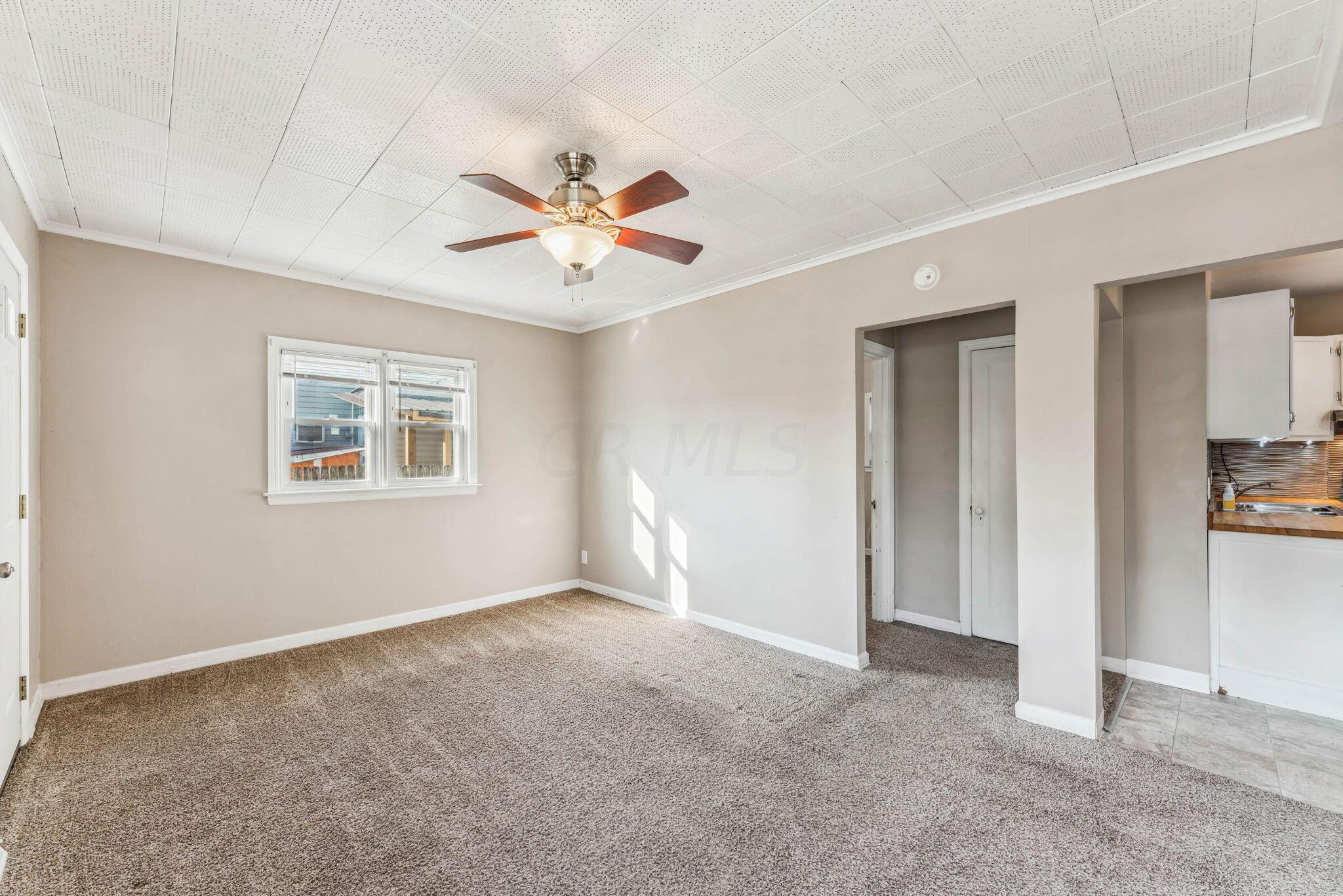3387 Karl Road Columbus, OH 43224 - Photo 5 of 28 23-web-or-mls-3387-karl-rd