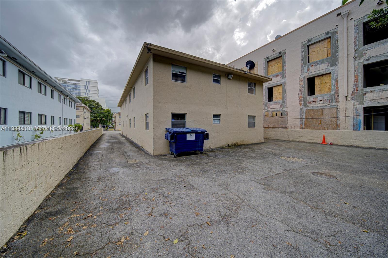 427 Southwest 6th Street, Unit 5 Miami, FL 33130 - Photo 14 of 15