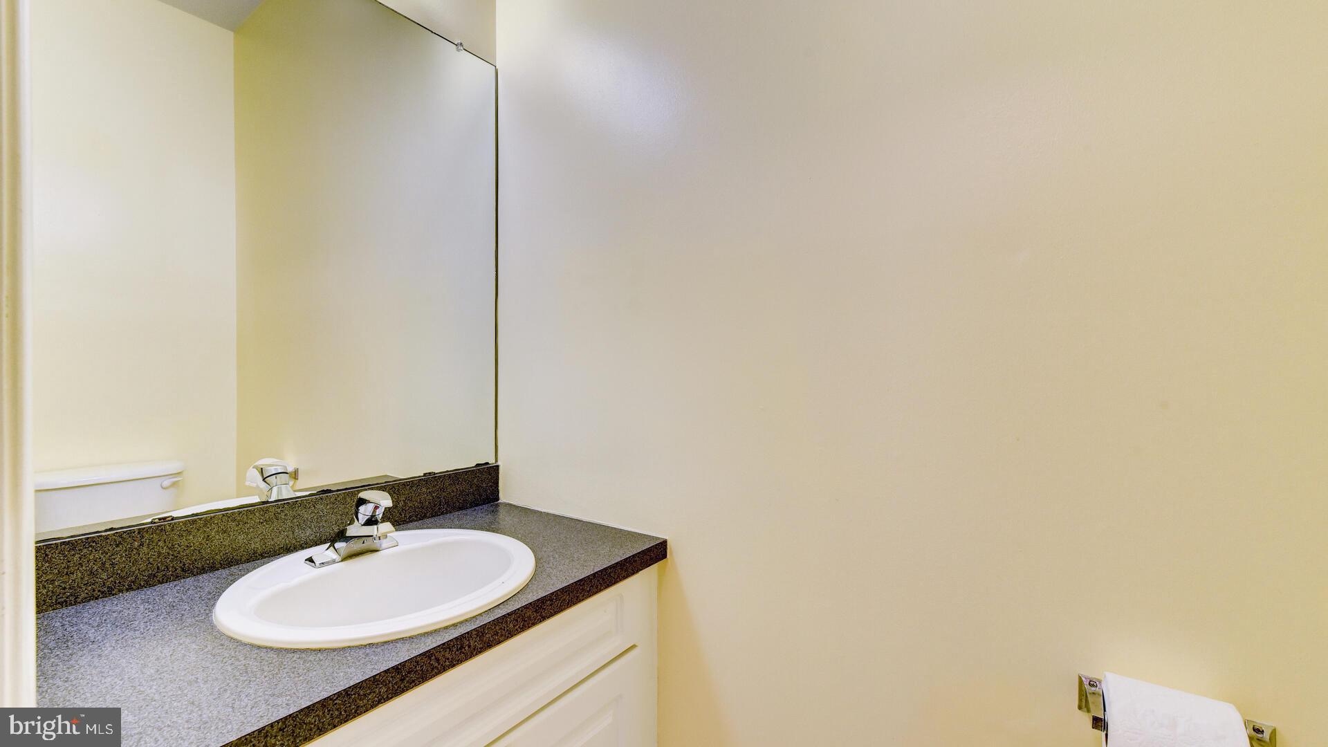 21 Tennyson Road East Windsor, NJ 08520 - Photo 19 of 44 Gallery Image 19