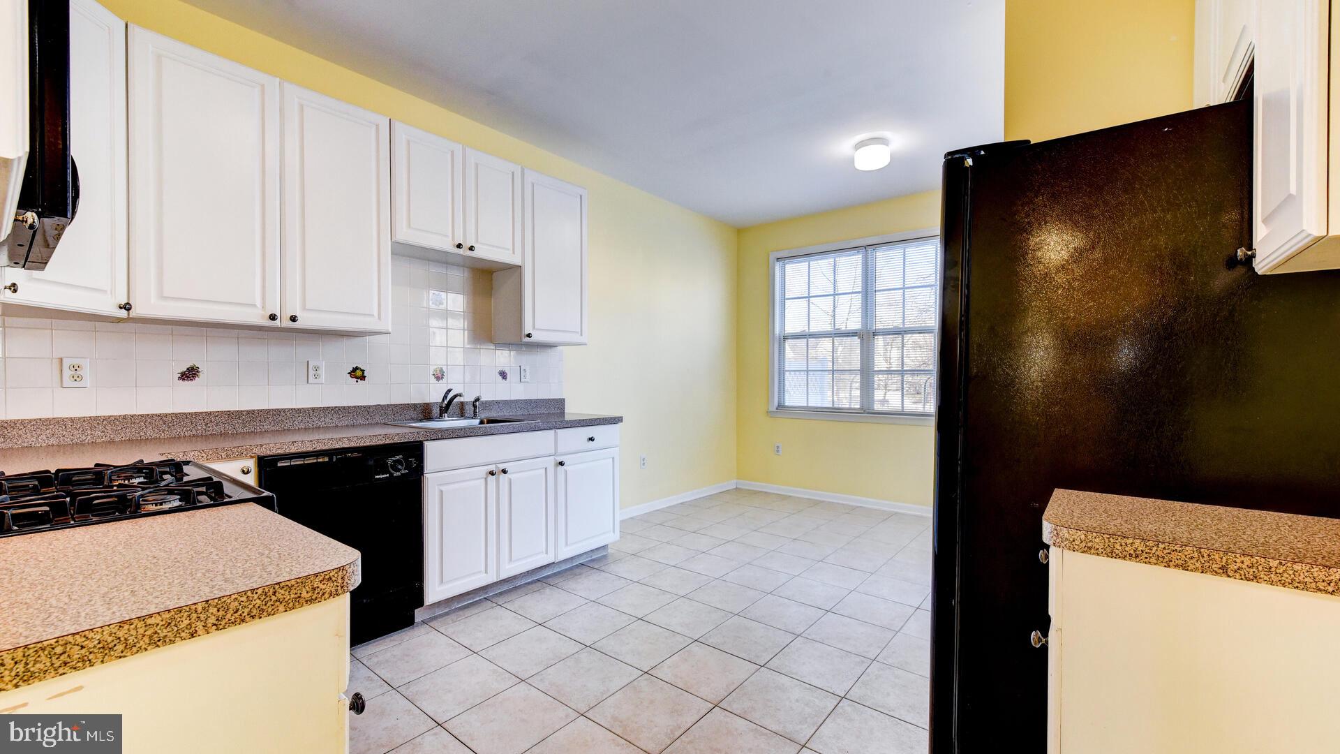 21 Tennyson Road East Windsor, NJ 08520 - Photo 20 of 44 Gallery Image 20