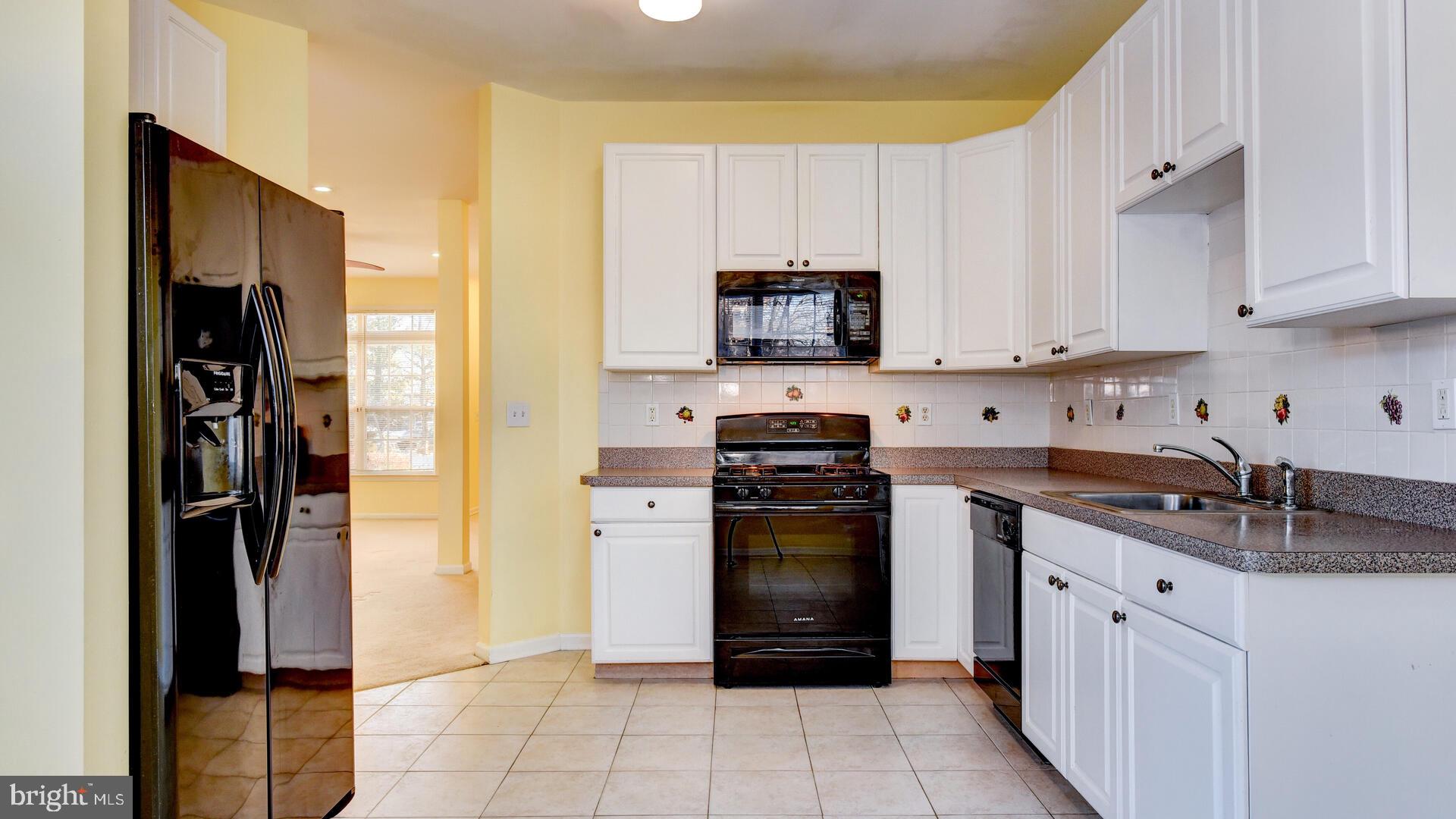 21 Tennyson Road East Windsor, NJ 08520 - Photo 28 of 44 Gallery Image 28