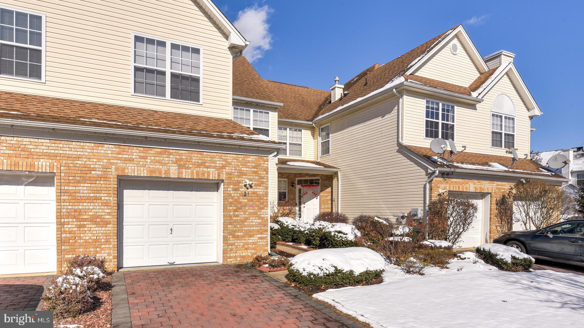 21 Tennyson Road East Windsor, NJ 08520 - Photo 3 of 44 Gallery Image 3
