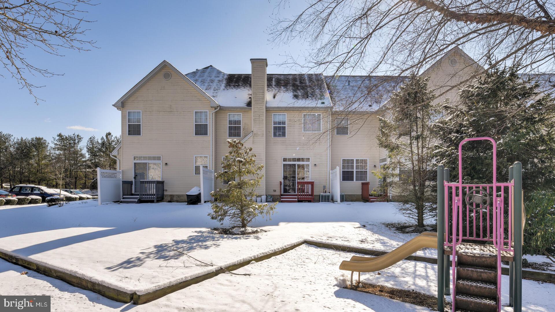 21 Tennyson Road East Windsor, NJ 08520 - Photo 42 of 44 Gallery Image 42