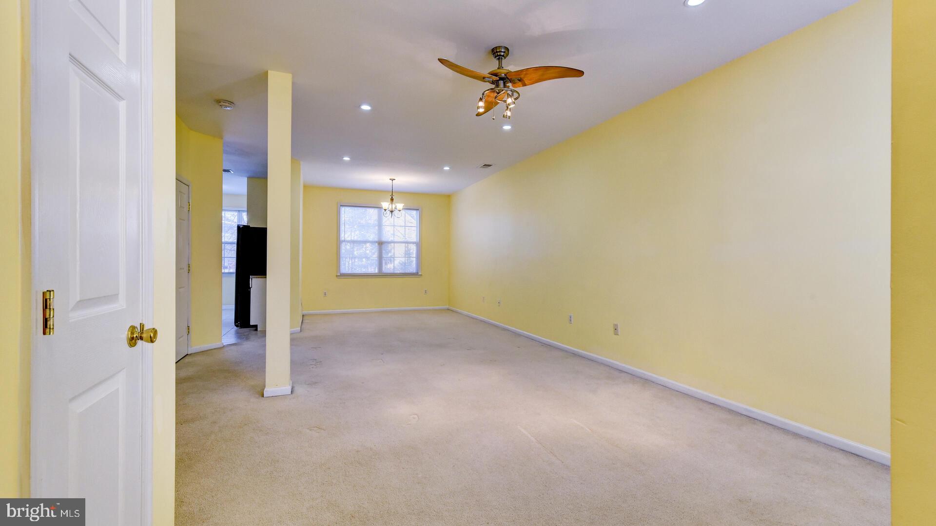 21 Tennyson Road East Windsor, NJ 08520 - Photo 6 of 44 Gallery Image 6