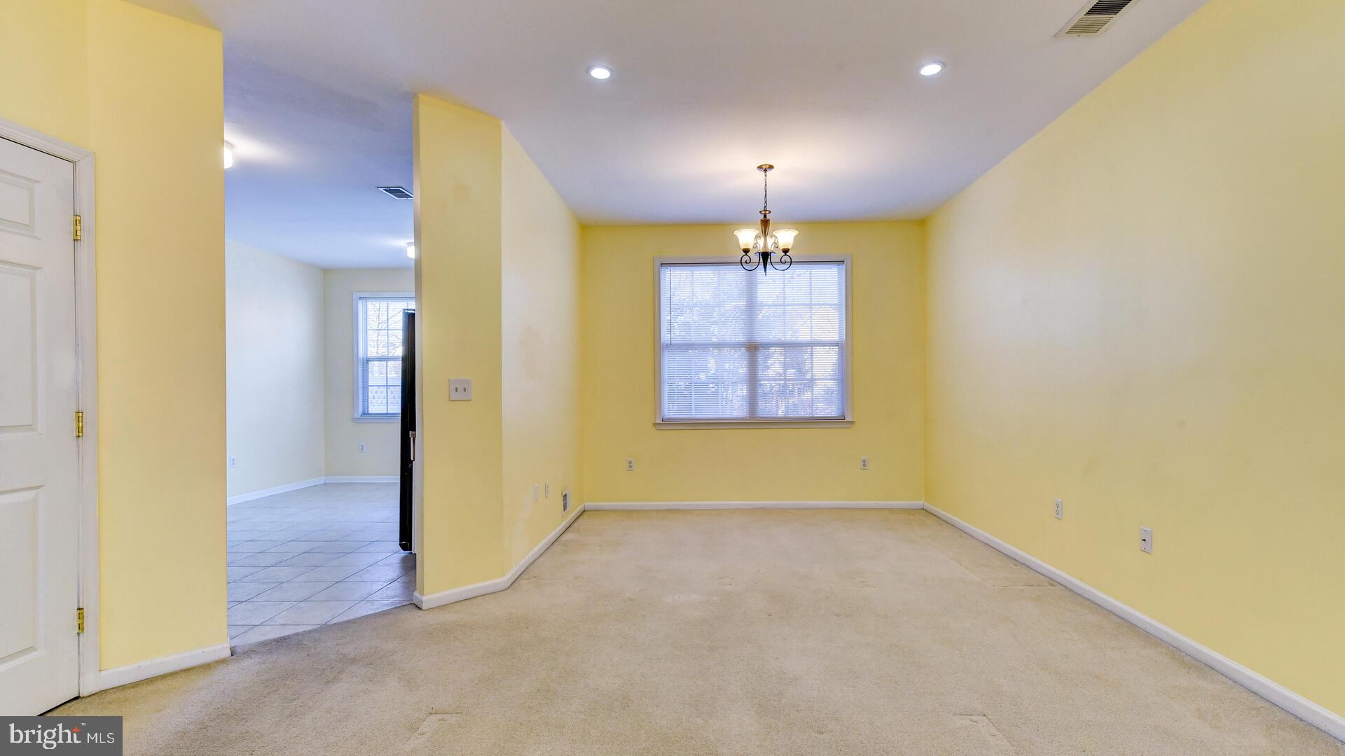 21 Tennyson Road East Windsor, NJ 08520 - Photo 10 of 44 Gallery Image 10