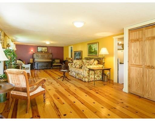 10 Bonnybrook Road Worcester, MA 01606 - Photo 3 of 26 Gallery Image 3