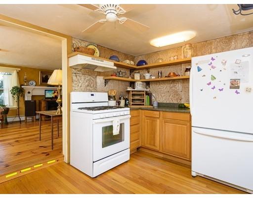 10 Bonnybrook Road Worcester, MA 01606 - Photo 8 of 26 Gallery Image 8