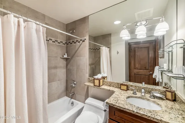 $3,690,000 | 635 Lionshead Place, Unit 382, Vail, CO 81657