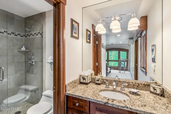 $3,640,000 | 635 Lionshead Place, Unit 382, Vail, CO 81657