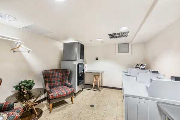 $3,640,000 | 635 Lionshead Place, Unit 382, Vail, CO 81657