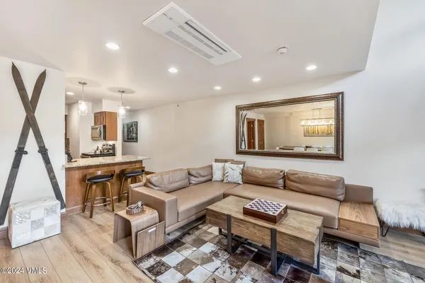 $3,640,000 | 635 Lionshead Place, Unit 382, Vail, CO 81657