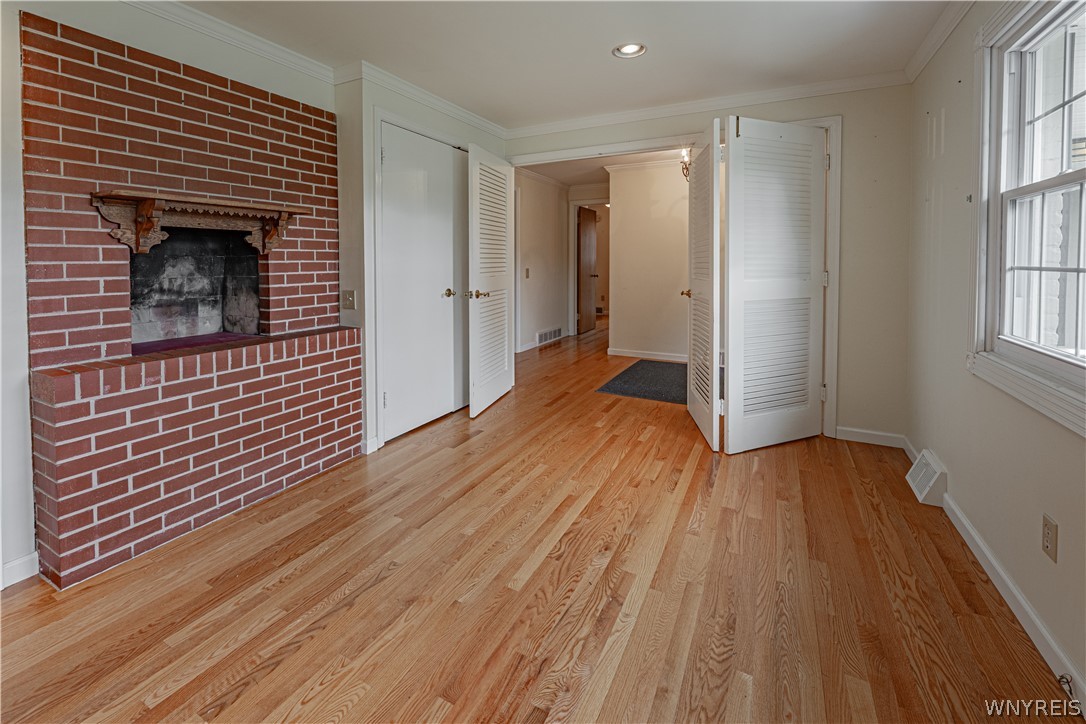 70 Westchester Road Amherst, NY 14221 - Photo 8 of 38