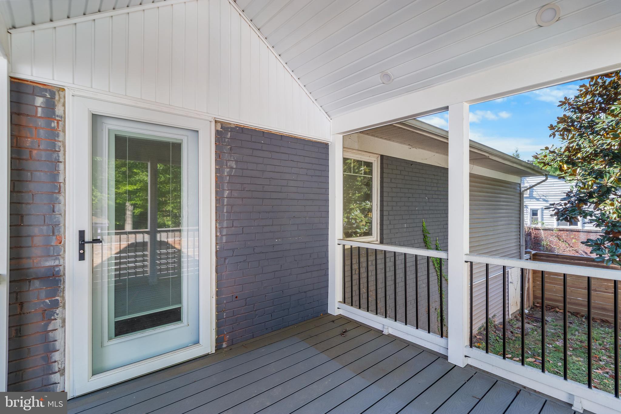 7516 Glenriddle Road Bethesda, MD 20817 - Photo 9 of 42
