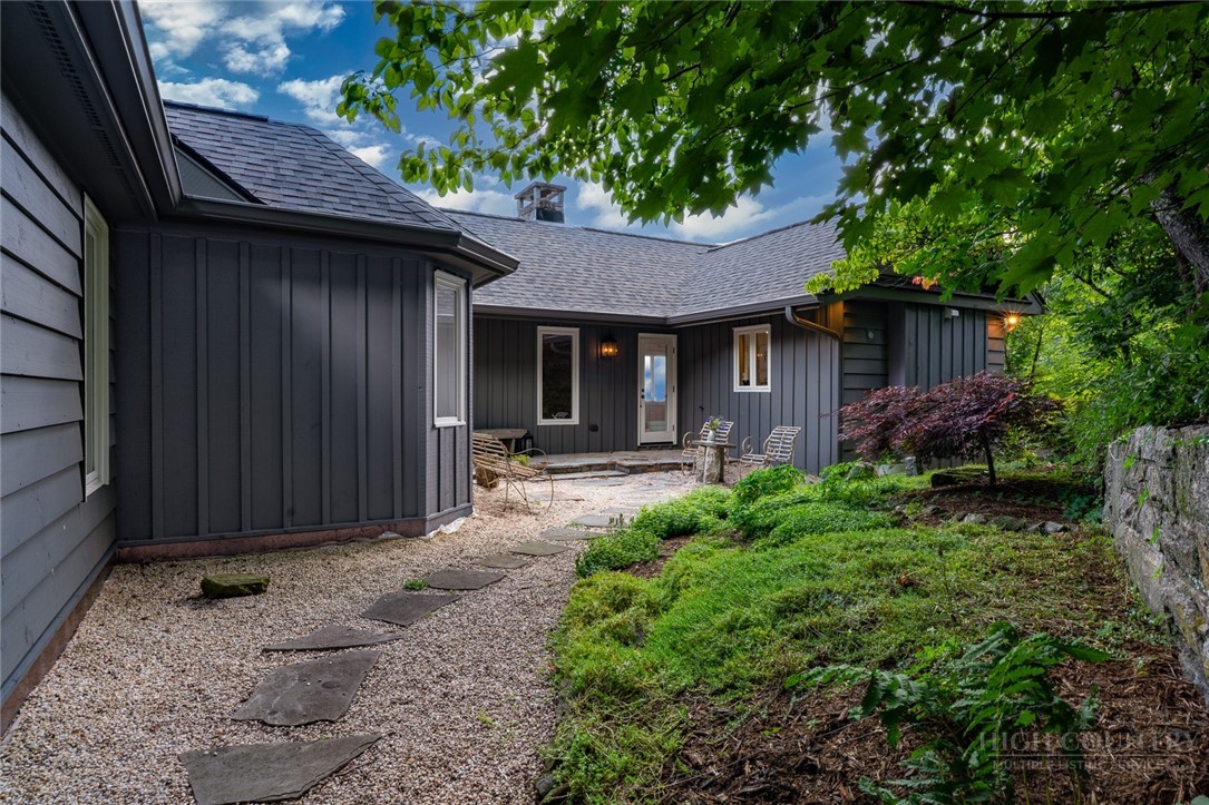 403 Laurel Park Road Blowing Rock, NC 28605 - Photo 44 of 46