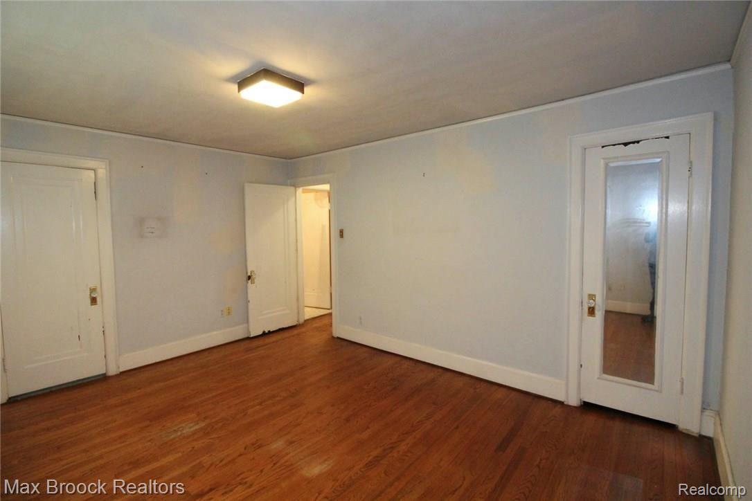 13 Sylvan Avenue Pleasant Ridge, MI 48069 - Photo 13 of 22 Master Bedroom