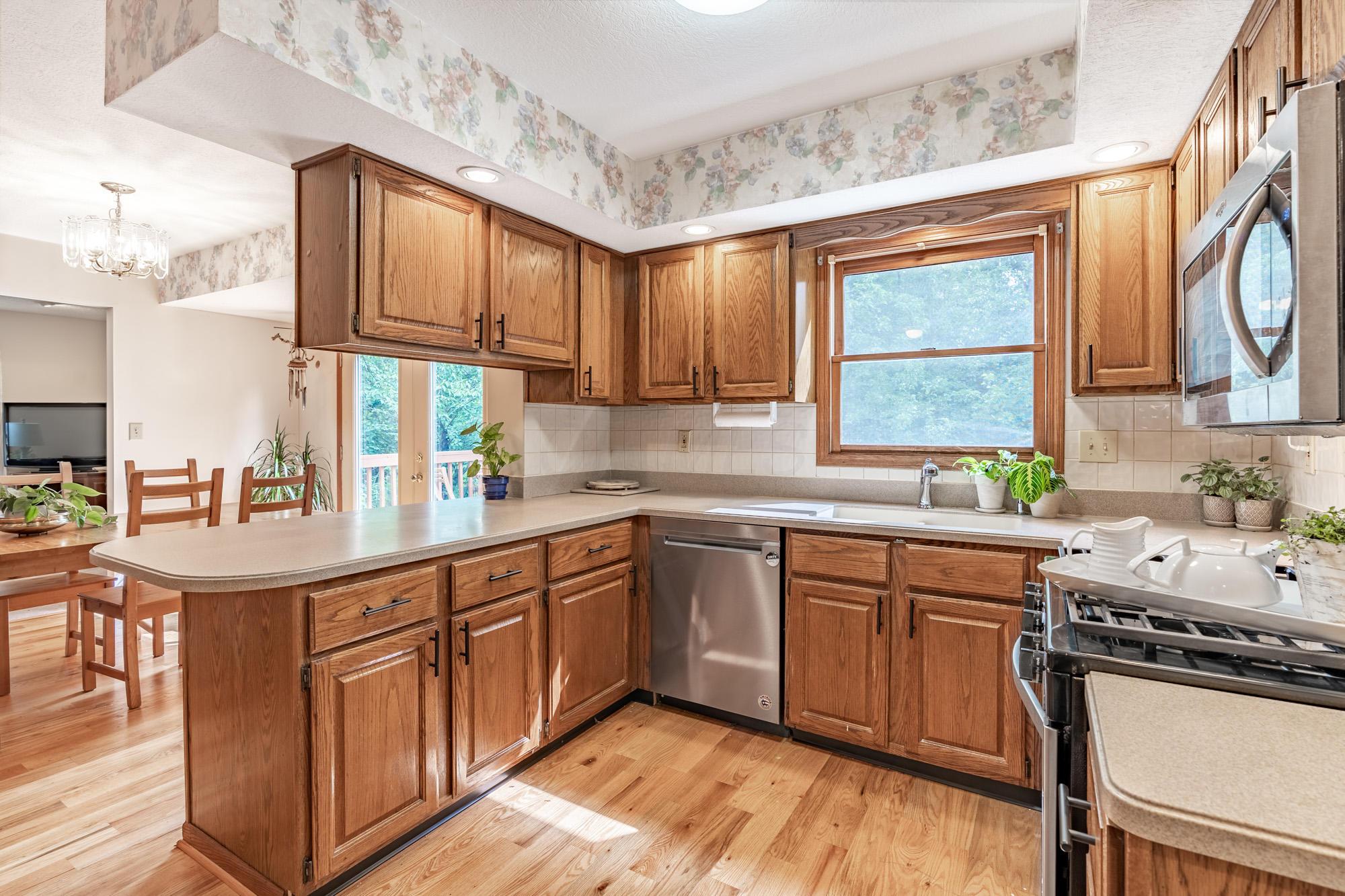2401 Fishinger Road Upper Arlington, OH 43221 - Photo 17 of 49