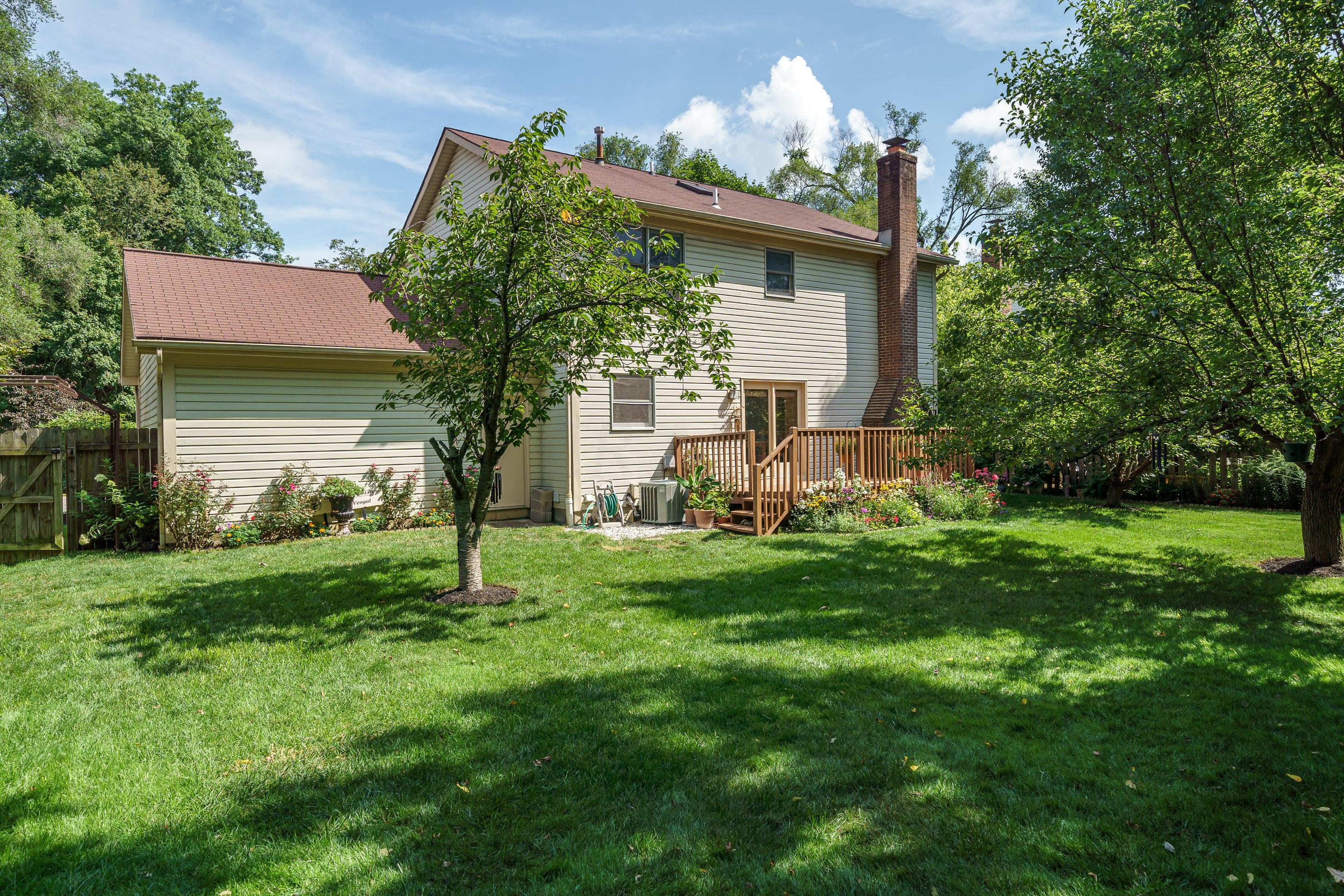 2401 Fishinger Road Upper Arlington, OH 43221 - Photo 8 of 49