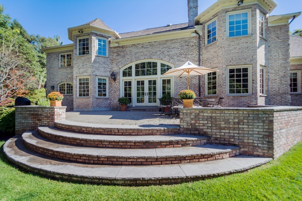 7 Regency Ridge Andover, MA 01810 - Photo 2 of 29