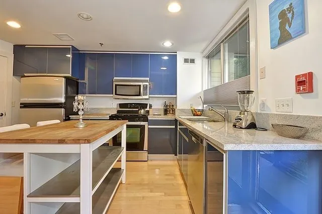 $2,550 | 557 2nd Street, Unit 1, Hoboken, NJ 07030