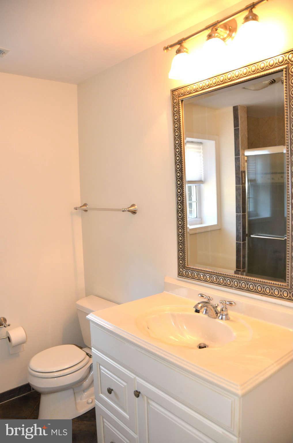 1120 Carrs Wharf Road Edgewater, MD 21037 - Photo 23 of 30 Bath